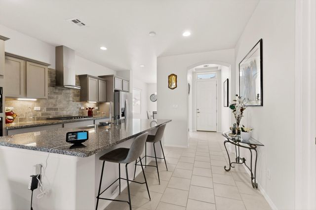 5282 Osha Spring Street SW, Los Lunas, NM 87031