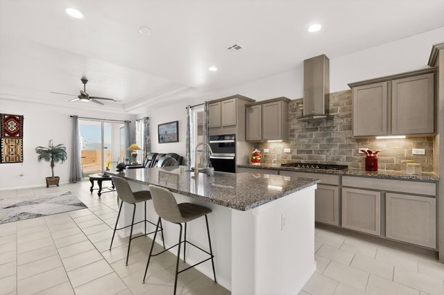 5282 Osha Spring Street SW, Los Lunas, NM 87031