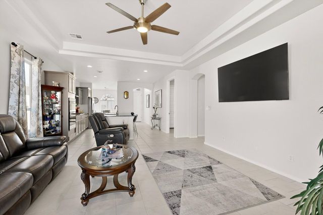 5282 Osha Spring Street SW, Los Lunas, NM 87031