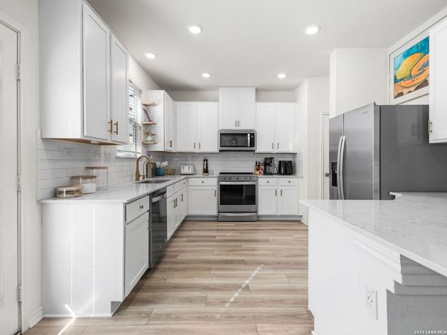 14839 Vance Jackson Rd Unit 303, San Antonio, TX 78249