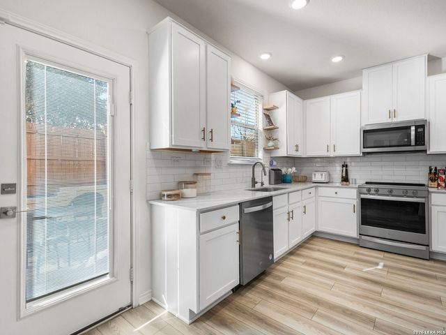 14839 Vance Jackson Rd Unit 303, San Antonio, TX 78249