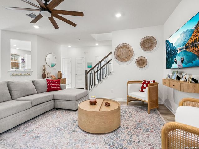 14839 Vance Jackson Rd Unit 303, San Antonio, TX 78249