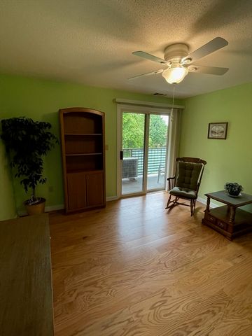 12 Ledgewood Way 1, Peabody, MA 01960