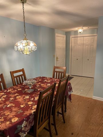 12 Ledgewood Way 1, Peabody, MA 01960