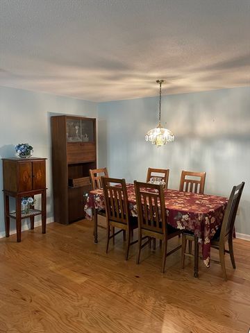12 Ledgewood Way 1, Peabody, MA 01960