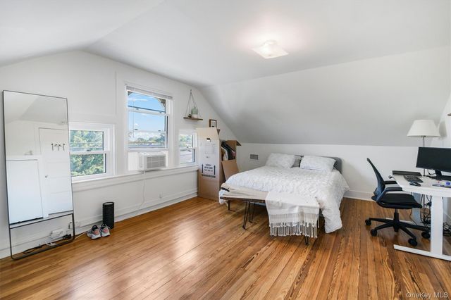 1 Bayview Avenue, New Rochelle, NY 10801