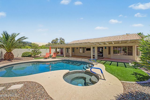 8939 E NACOMA Drive, Sun Lakes, AZ 85248