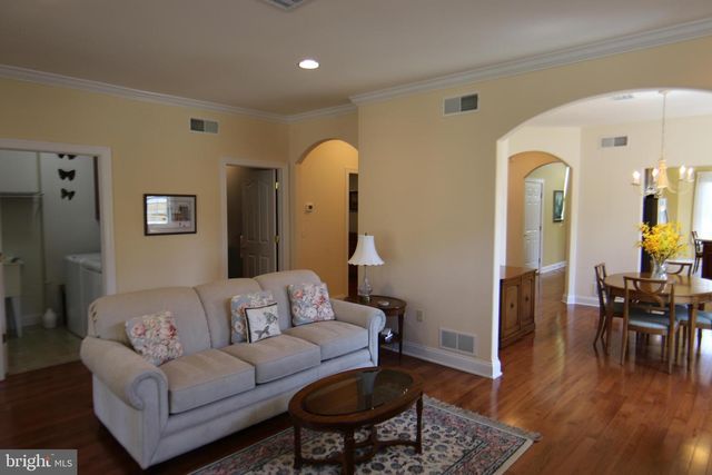 4304 S VICTORIA WAY, Harrisburg, PA 17112