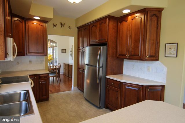 4304 S VICTORIA WAY, Harrisburg, PA 17112
