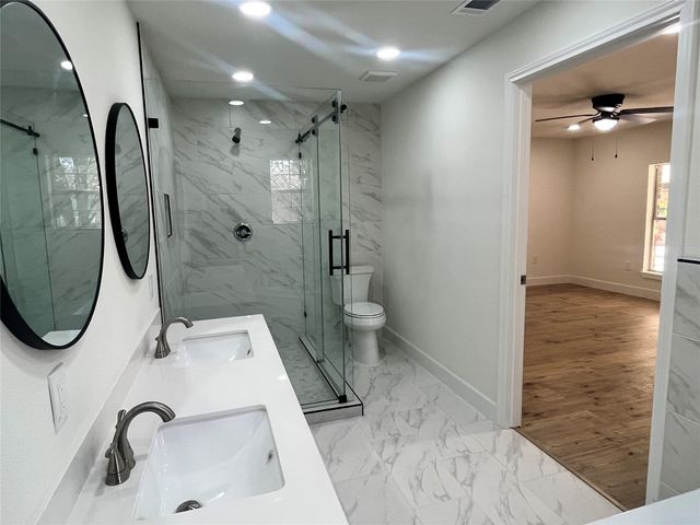 10811 River Oaks Drive, Conroe, TX 77385