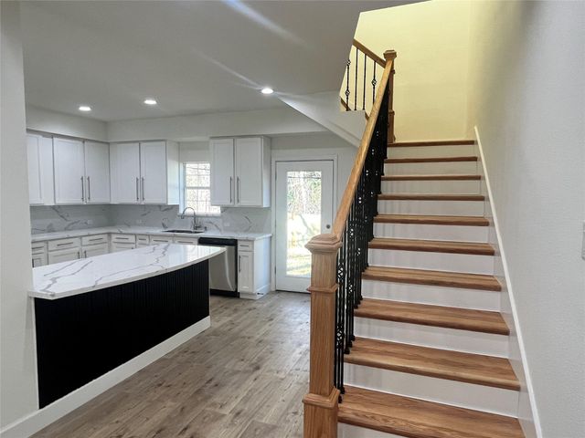 10811 River Oaks Drive, Conroe, TX 77385