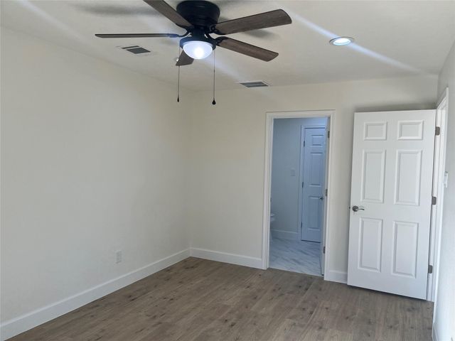 10811 River Oaks Drive, Conroe, TX 77385