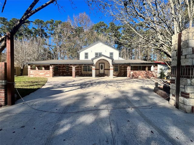 10811 River Oaks Drive, Conroe, TX 77385