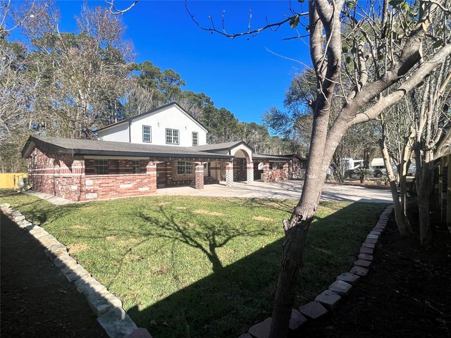 10811 River Oaks Drive, Conroe, TX 77385