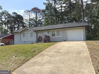 3339 Clevemont Court, Ellenwood, GA 30294