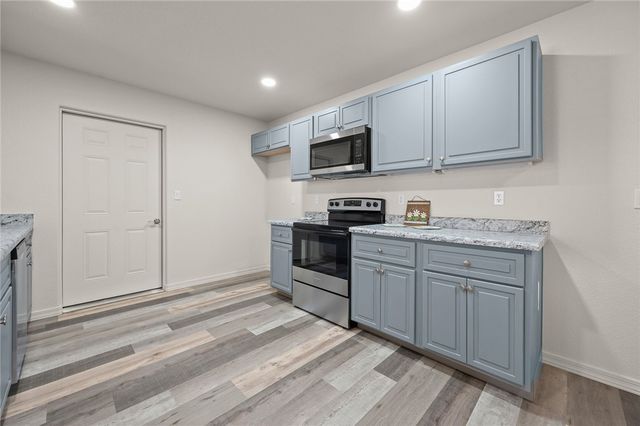 2800 E Lass Avenue, Kingman, AZ 86409