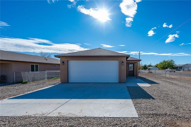 2800 E Lass Avenue, Kingman, AZ 86409