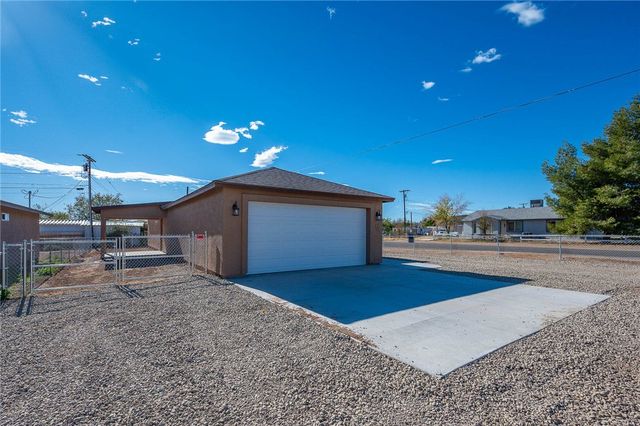 2800 E Lass Avenue, Kingman, AZ 86409
