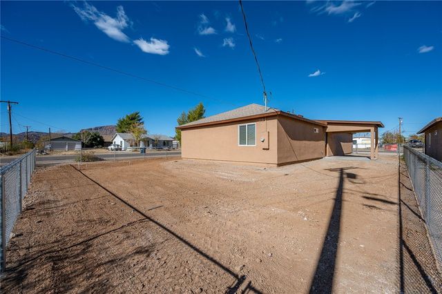 2800 E Lass Avenue, Kingman, AZ 86409