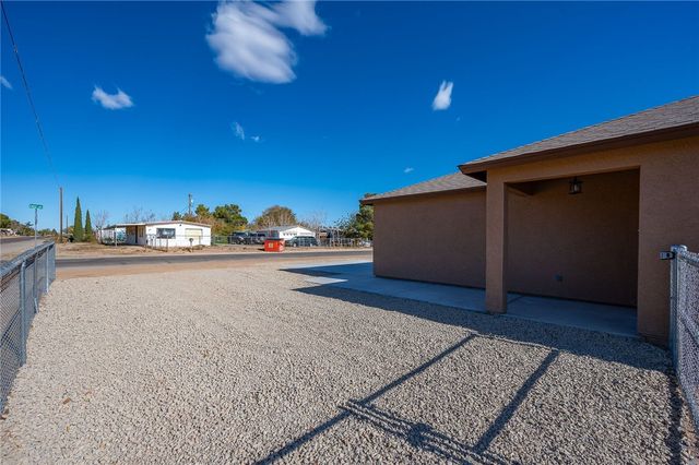2800 E Lass Avenue, Kingman, AZ 86409