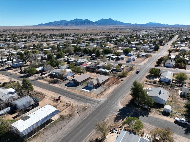 2800 E Lass Avenue, Kingman, AZ 86409