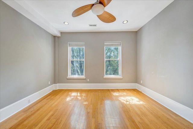 418 1st ST SW 4, Roanoke, VA 24011