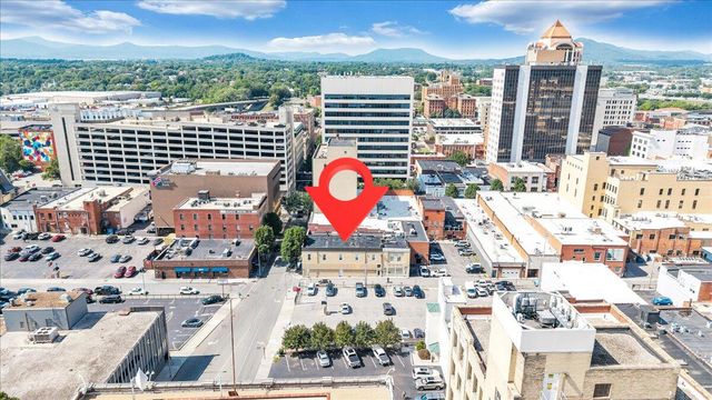418 1st ST SW 4, Roanoke, VA 24011