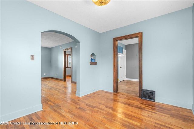 1204 Hapeman Street, Lansing, MI 48915
