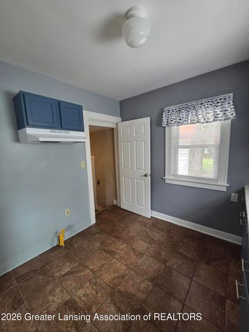 1204 Hapeman Street, Lansing, MI 48915