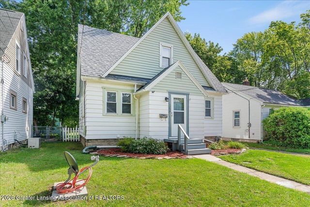 1204 Hapeman Street, Lansing, MI 48915