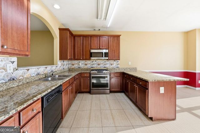 6199 Thorncrest Drive, Tucker, GA 30084