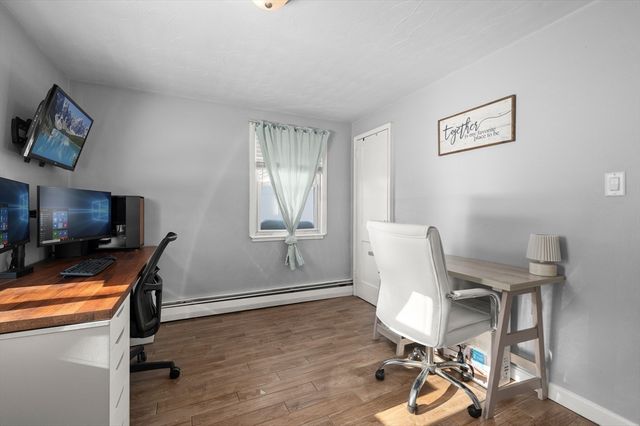 21 Forest St, Peabody, MA 01960