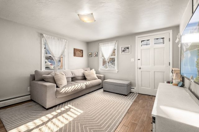 21 Forest St, Peabody, MA 01960