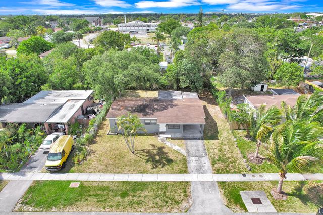 3680 Jackson Boulevard, Fort Lauderdale, FL 33312