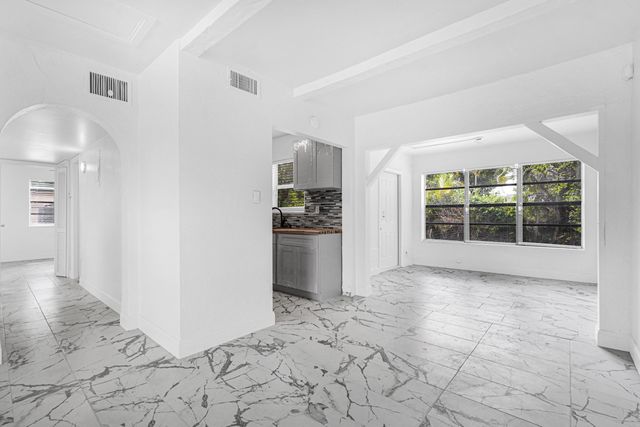 3680 Jackson Boulevard, Fort Lauderdale, FL 33312