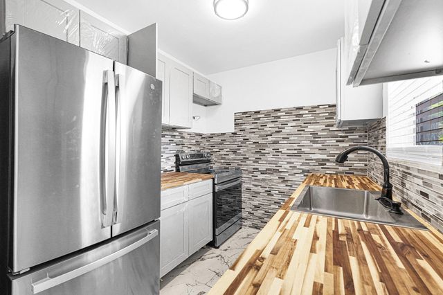 3680 Jackson Boulevard, Fort Lauderdale, FL 33312