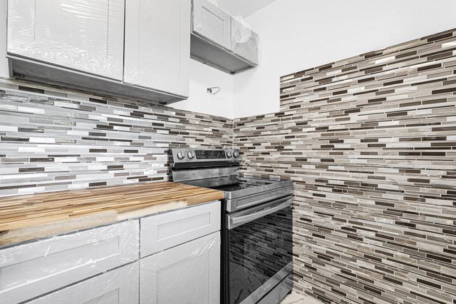 3680 Jackson Boulevard, Fort Lauderdale, FL 33312