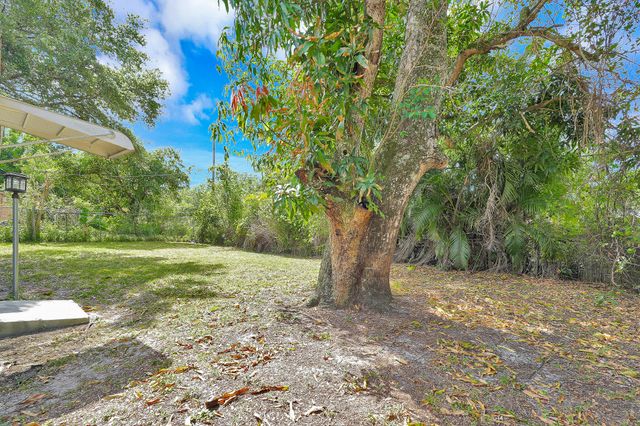 3680 Jackson Boulevard, Fort Lauderdale, FL 33312