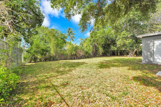 3680 Jackson Boulevard, Fort Lauderdale, FL 33312