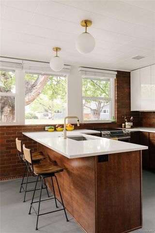 2940 S Marion Street, Englewood, CO 80113