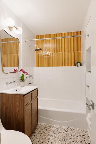 2940 S Marion Street, Englewood, CO 80113