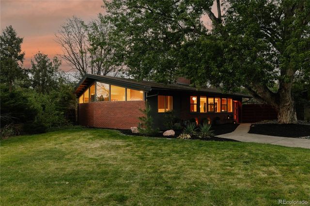 2940 S Marion Street, Englewood, CO 80113
