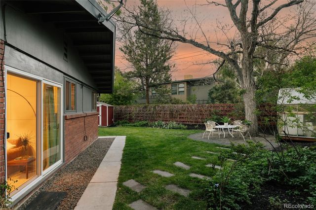2940 S Marion Street, Englewood, CO 80113