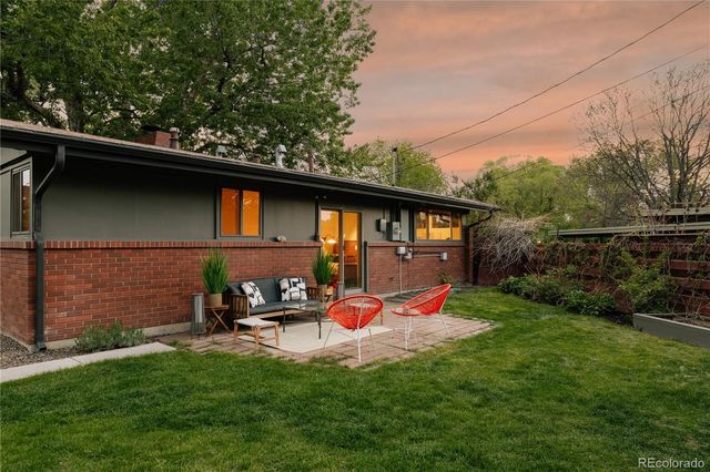 2940 S Marion Street, Englewood, CO 80113