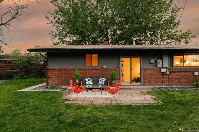 2940 S Marion Street, Englewood, CO 80113