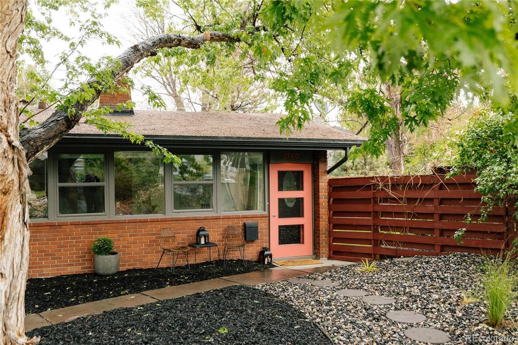 2940 S Marion Street, Englewood, CO 80113