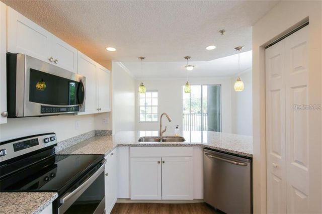 5655 BENTGRASS DRIVE 9-117, Sarasota, FL 34235