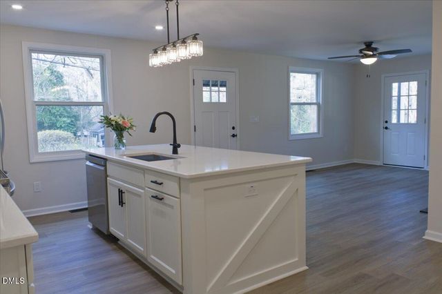 1023 W Lakewood Avenue, Durham, NC 27707