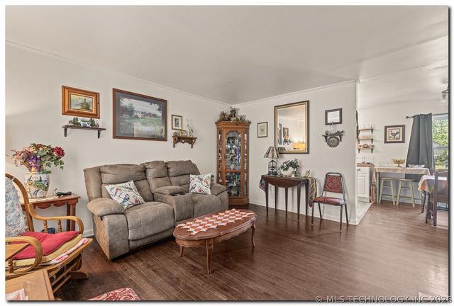 2541 W Cameron Street, Tulsa, OK 74127