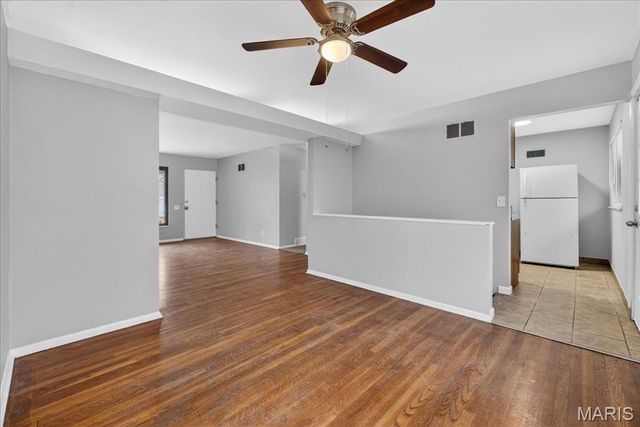 10217 Viscount Drive, St Louis, MO 63136